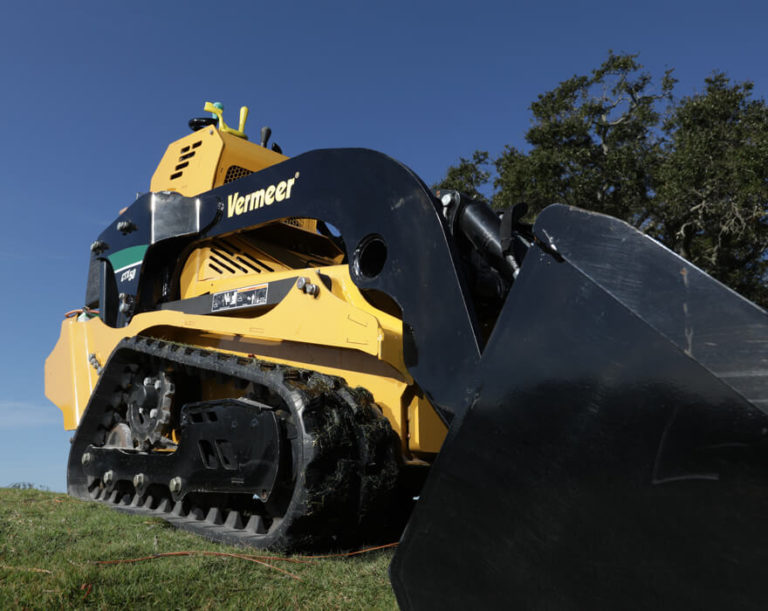 Differences Between Vertical and Radial Arms on Mini Skid Steer