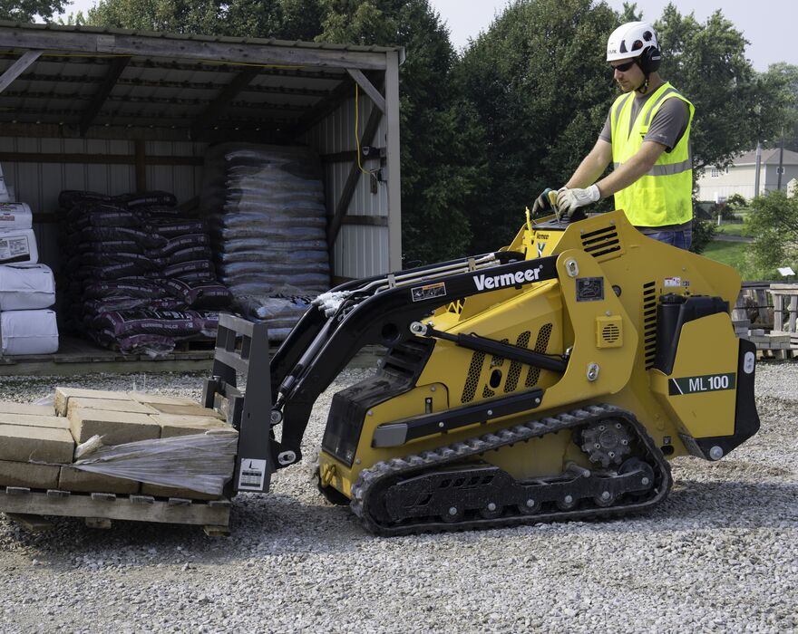 Vermeer ML100 in action on the jobsite