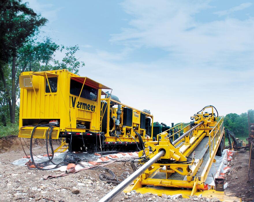 An early photo of a directional drill with a fluid management system